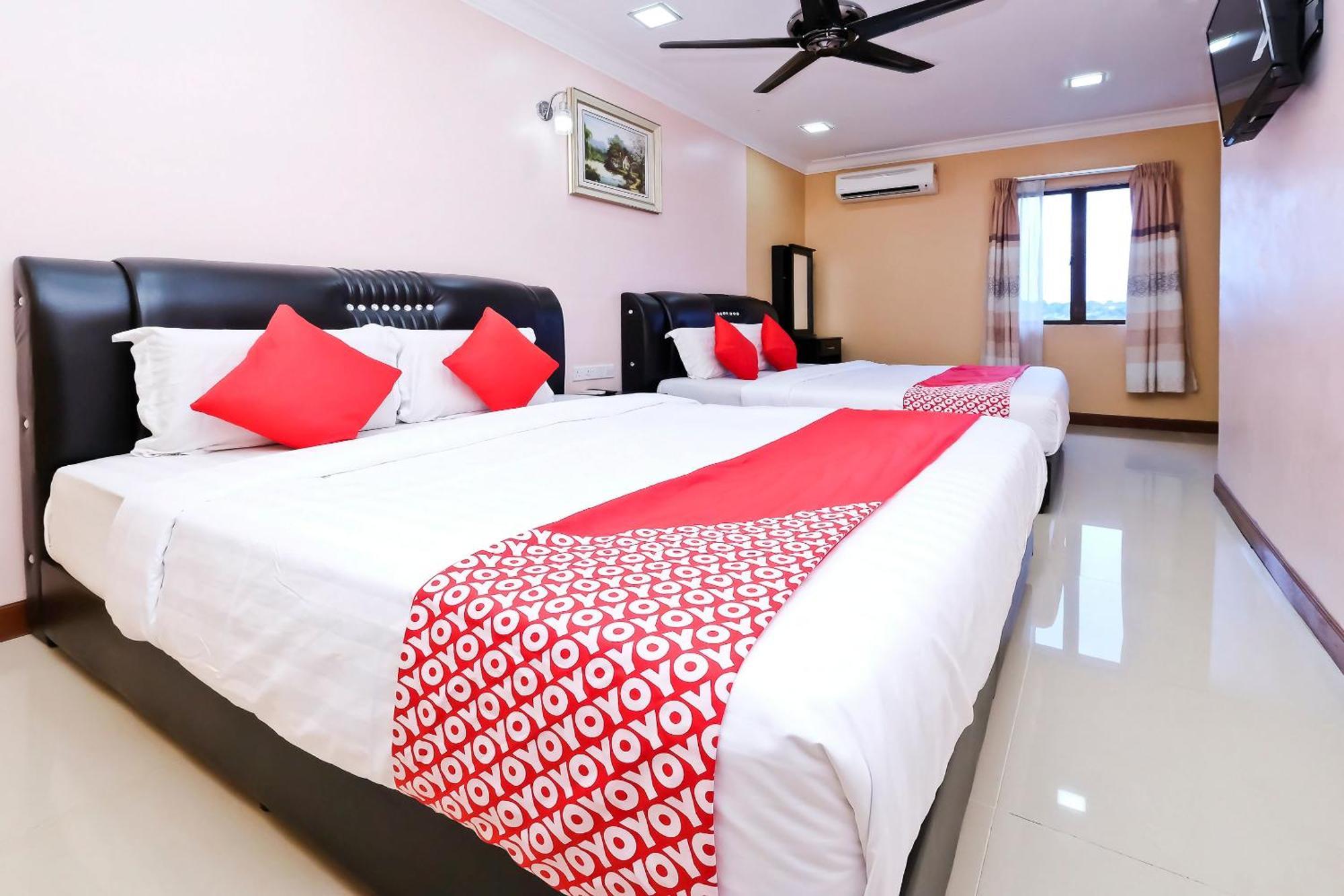 โอโย 714 อารินา โฮเต็ล - Sanitized Stay บางี ภายนอก รูปภาพ